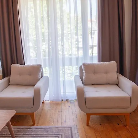 דירה Taksim Square House