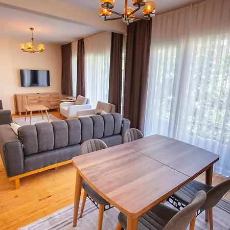 Taksim Square House * איסטמבול