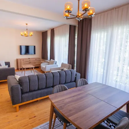 Taksim Square House *