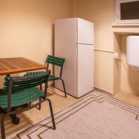 Taksim Square House Apartment