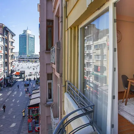 Taksim Square House شقة *