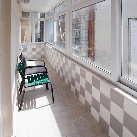 Taksim Square House شقة